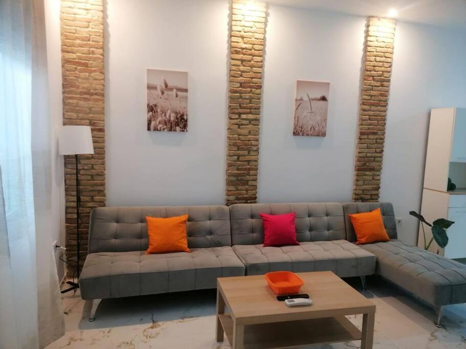 Living Cordoba 2 Dormitorios Ngoại thất bức ảnh