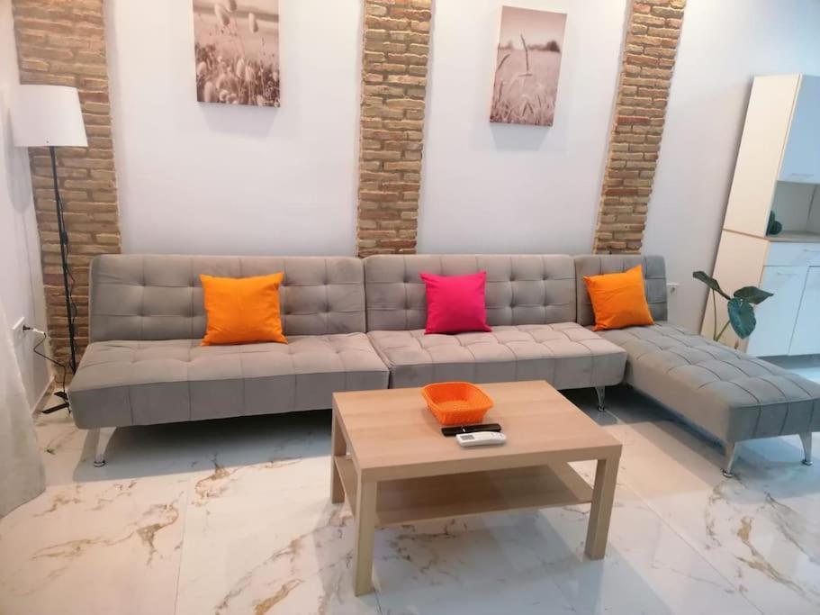 Living Cordoba 2 Dormitorios Ngoại thất bức ảnh